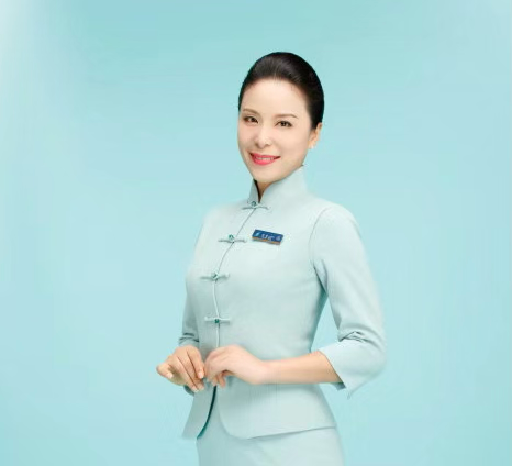  龙海波 物流公司装卸部总经理、 党总支副书记-COSCO海派